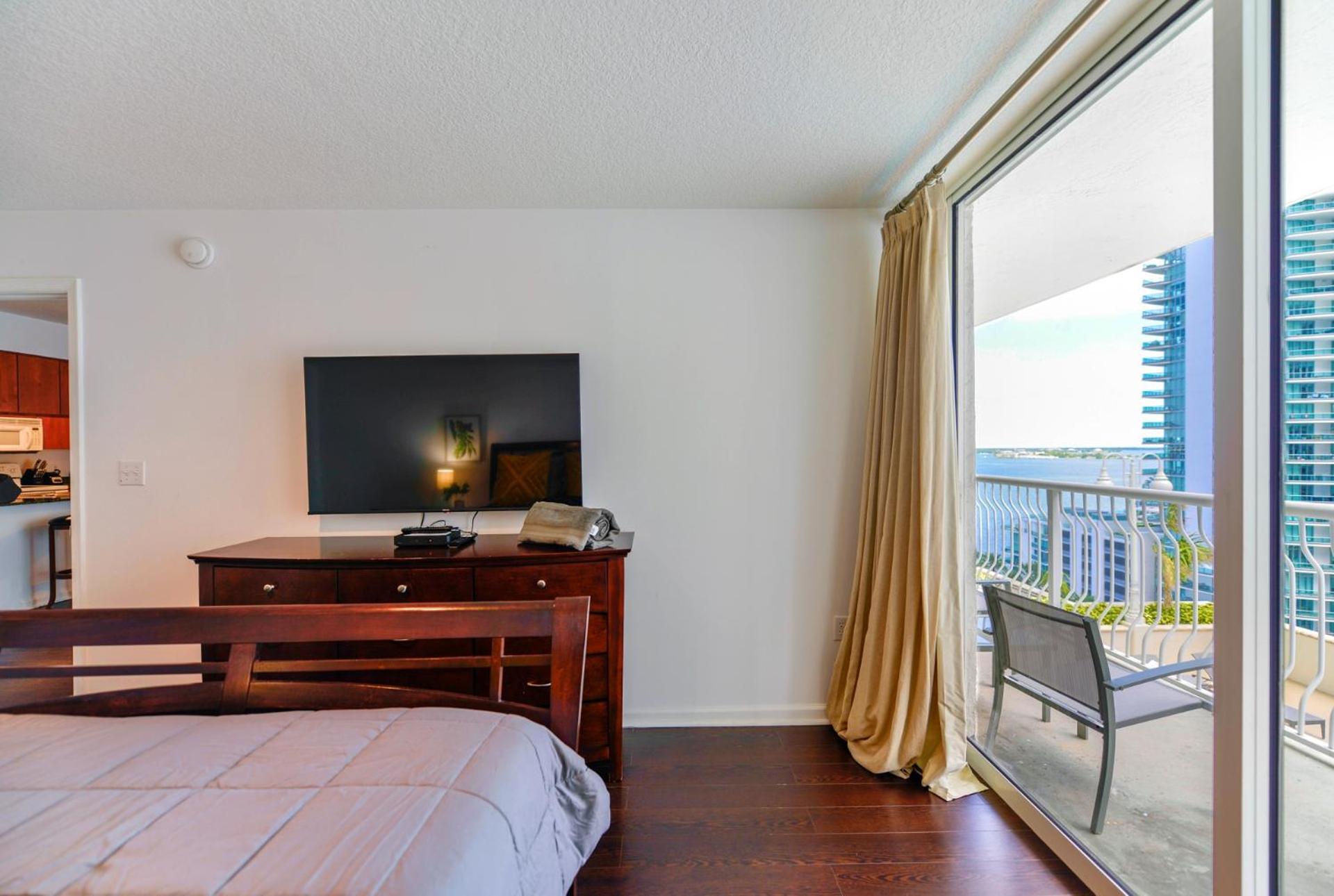 Ocean View Exquisite 1 Bedroom Condo With Free Parking Miami Bagian luar foto